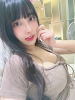 大奶妹妹 胸前兩個豐滿的排球【璐璐】
