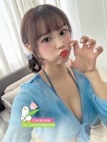 完美胸型F奶泳裝模特