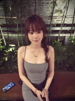 皮膚白皙 身形勻稱【瑞娜】